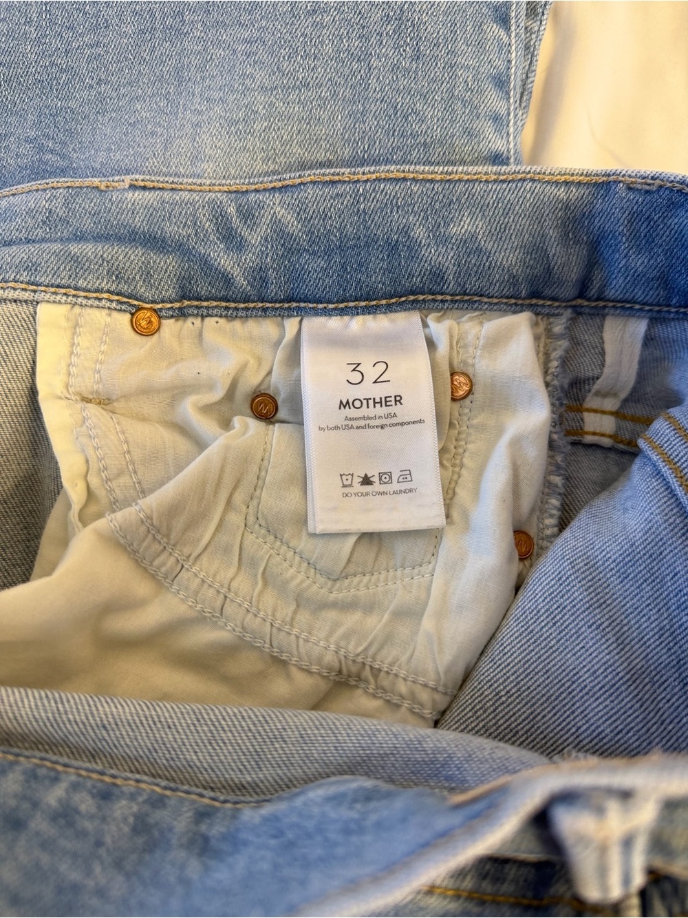Mother The Insider Crop Step Fray Jeans in Limited Edition, size 32. - Picture 9 of 12